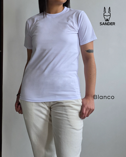 Camiseta Básica - Mujer