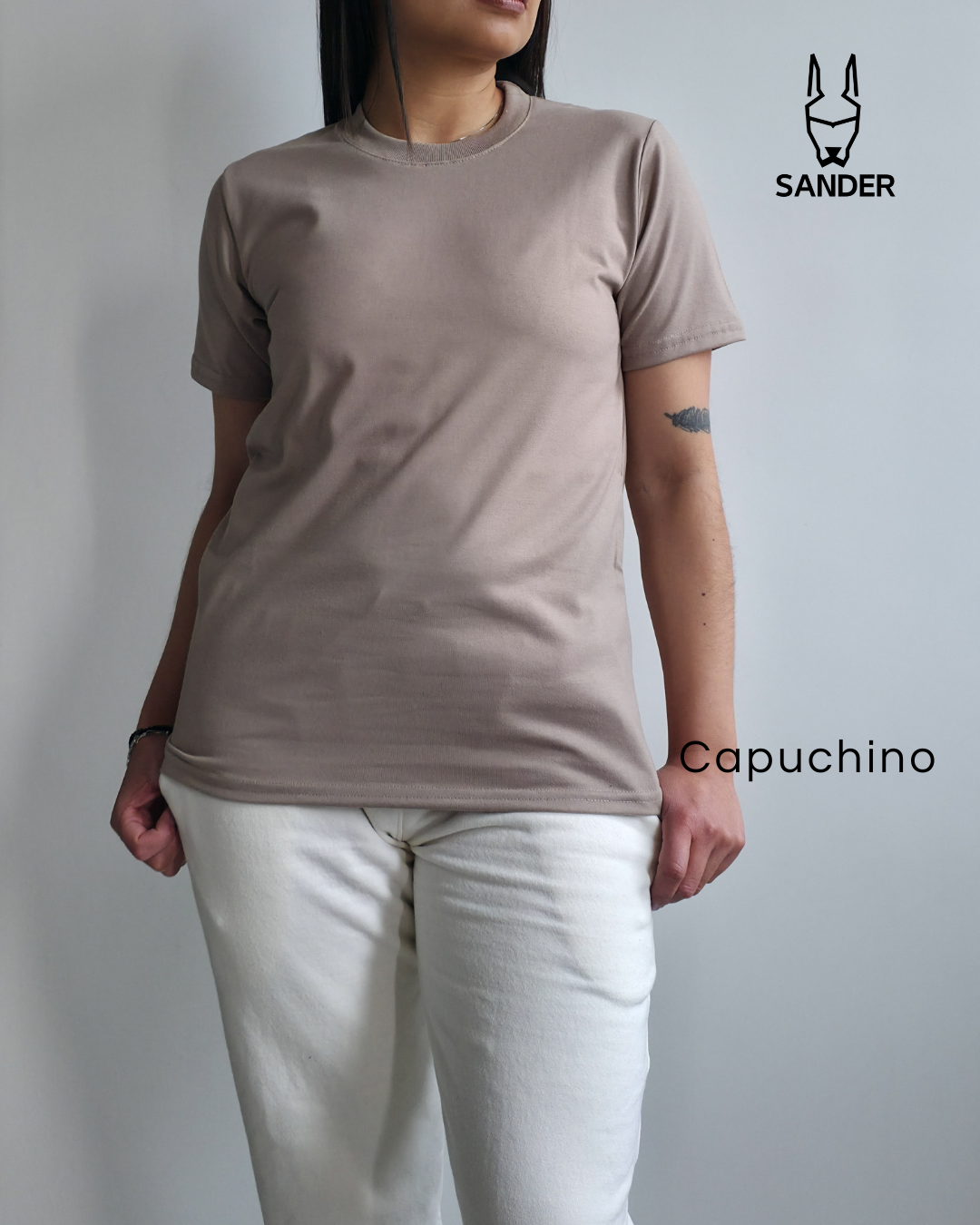 Pack Jogger Vainilla + 2 Camisetas