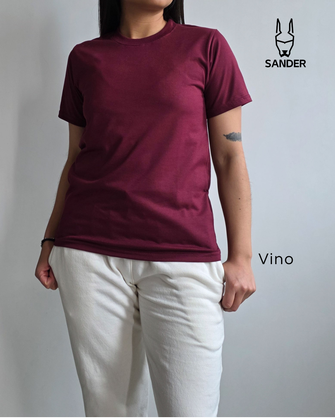 Camiseta Básica - Mujer