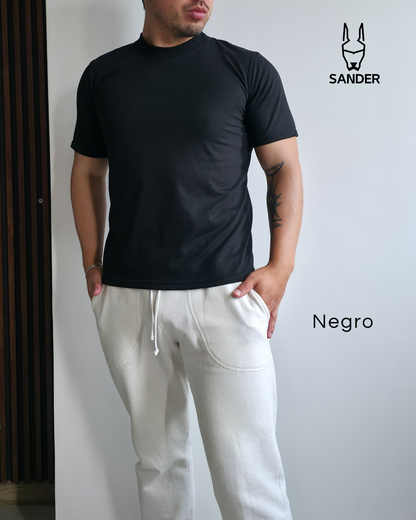 Camiseta Básica - Corte Clásico
