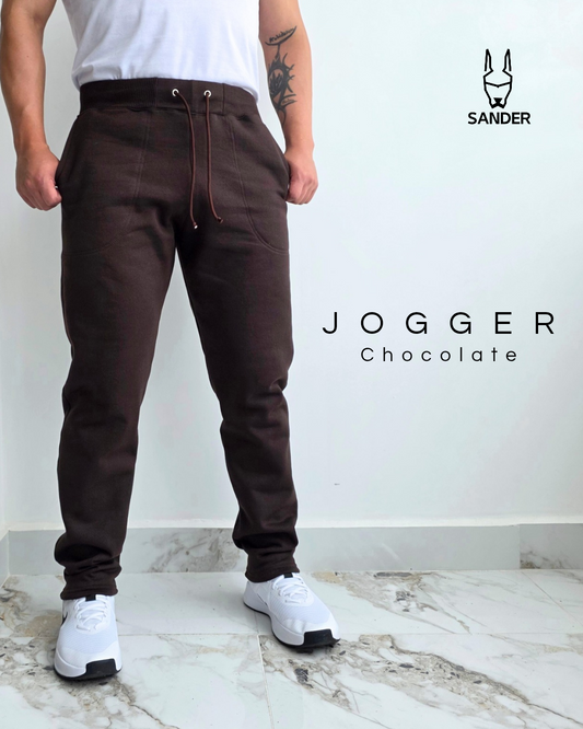 Pack Jogger Chocolate + 2 Camisetas